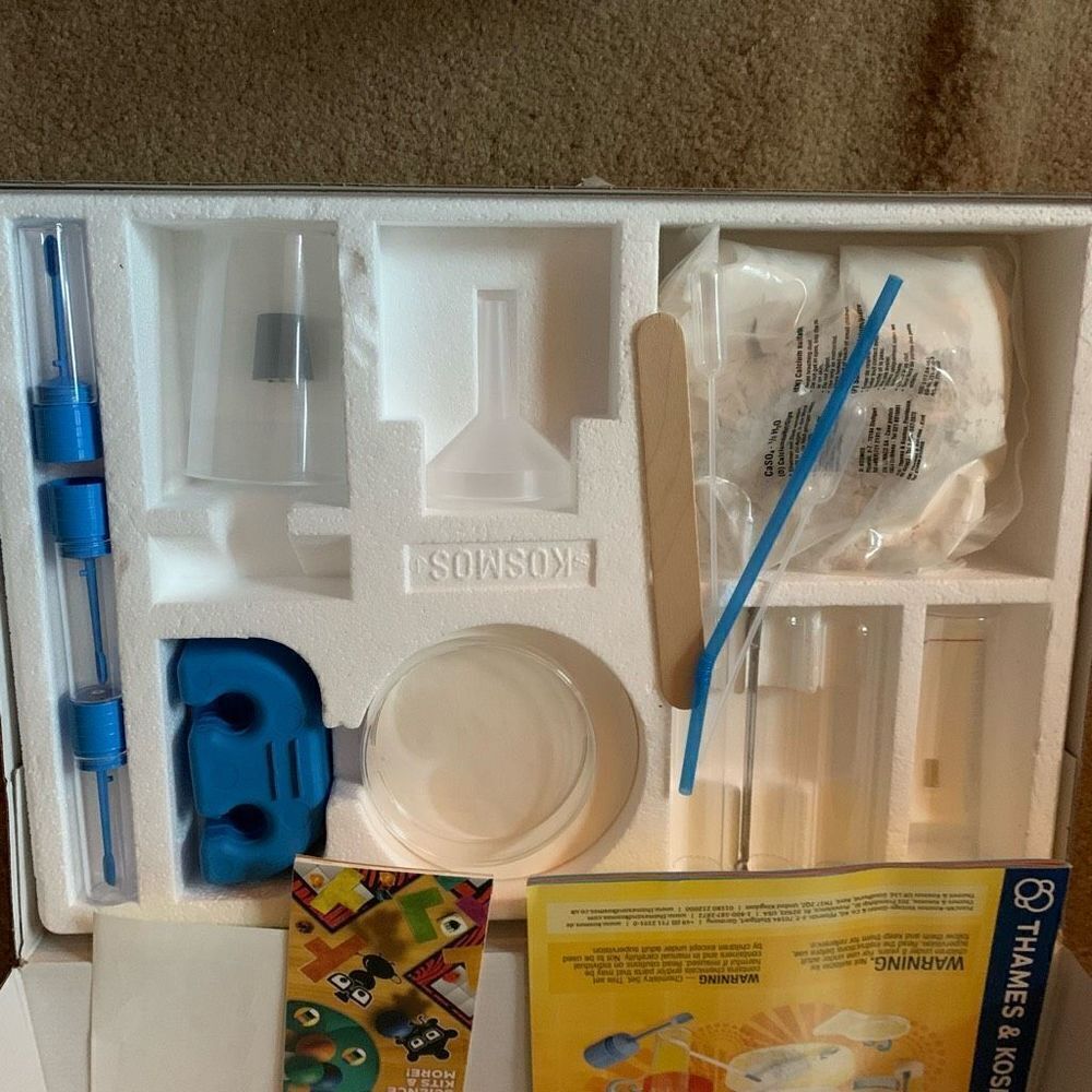 Thames & Kosmos Kids First Chemistry Set-Open Box - Picture 3 of 4